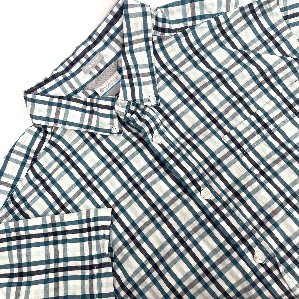 COLUMBIA Mens L Regular Fit Teal/White/Navy Plaid Short-Sleeve Button-Down Shirt
